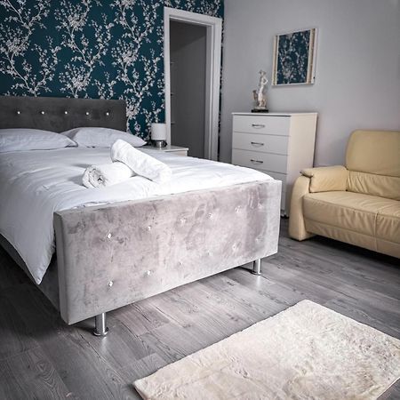 Blue Moon Apartment Birmingham Luaran gambar